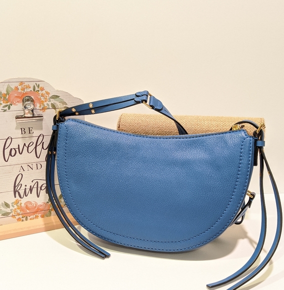 SOLD 💠 MK Camden Small Messenger - Picture 2 of 11